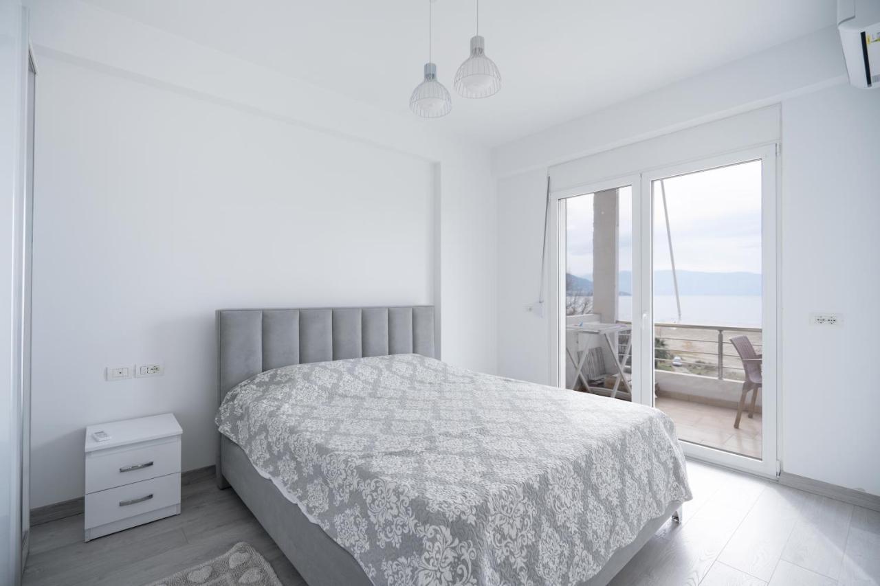 Apartment In The Village With A Sea View Vlorë Eksteriør bilde